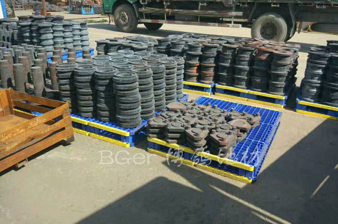 搬運金屬制品重載貨物塑料托盤，地面墊板